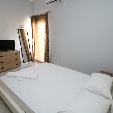 Molly Apartments Аргостоліон Екстер'єр фото