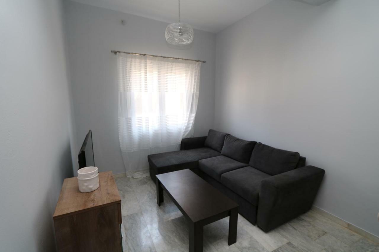 Molly Apartments Аргостоліон Екстер'єр фото