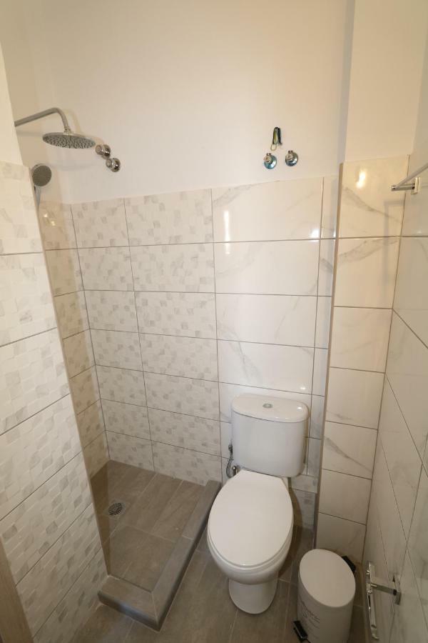 Molly Apartments Аргостоліон Екстер'єр фото